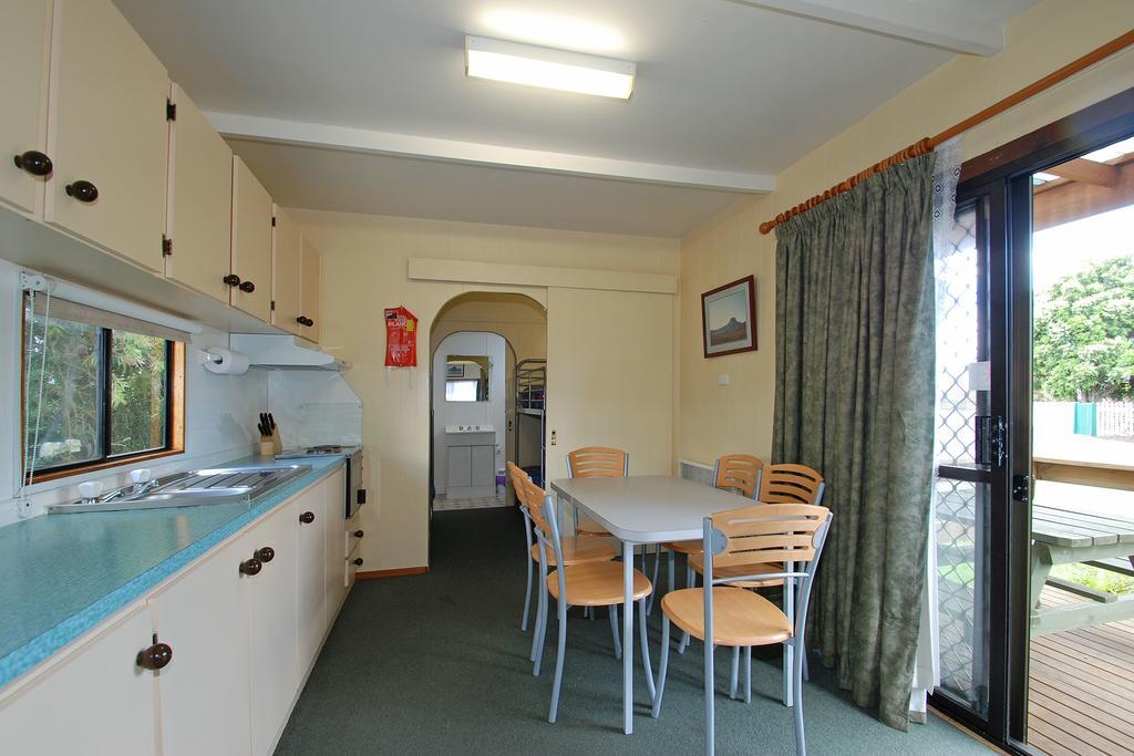 Triabunna Cabin & Caravan Park חדר תמונה