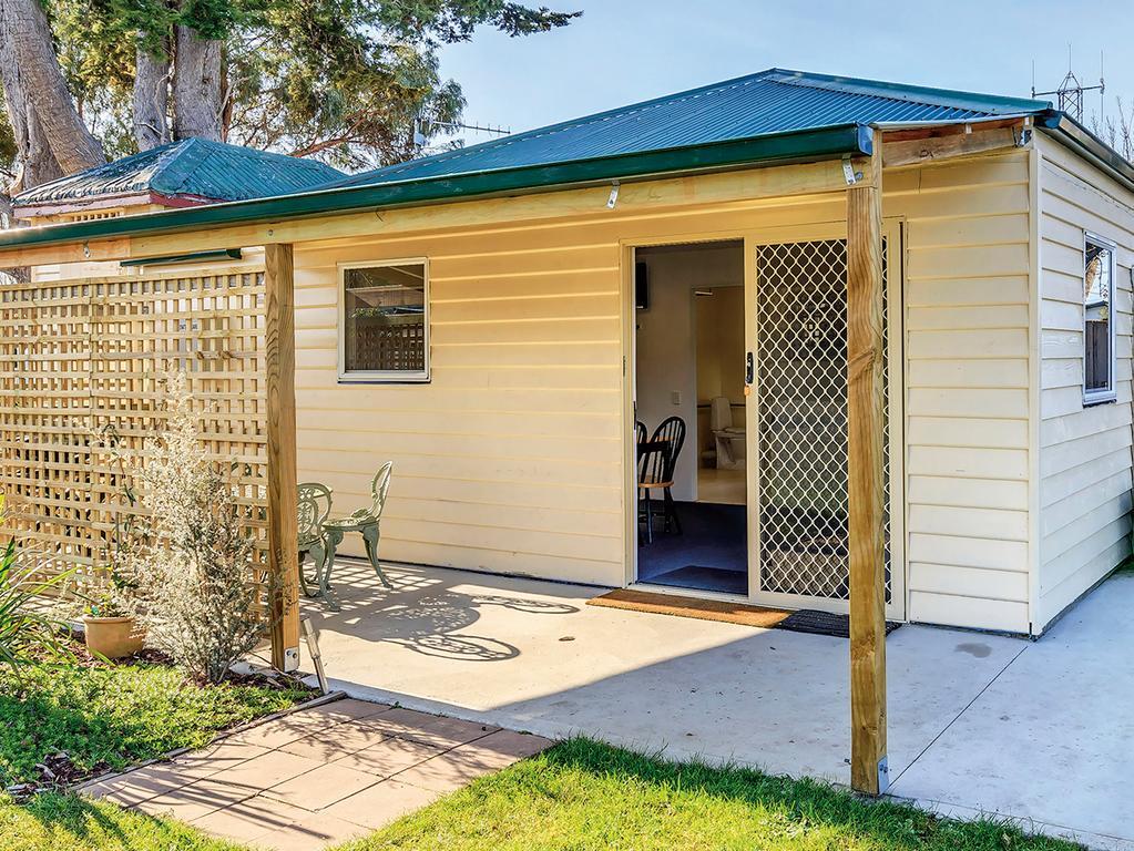 Triabunna Cabin & Caravan Park חדר תמונה