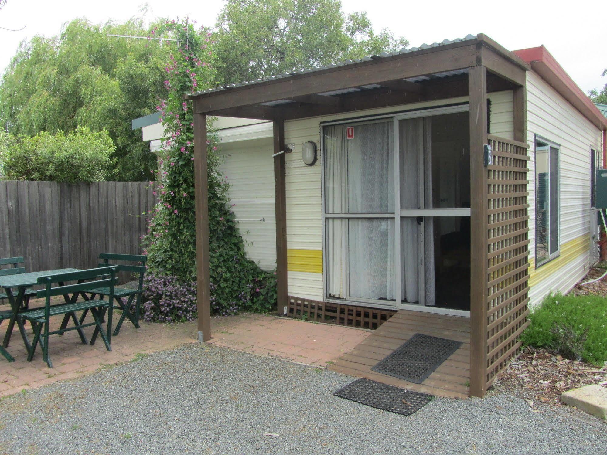 Triabunna Cabin & Caravan Park מראה חיצוני תמונה